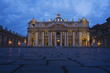 Italy Rome Vatican A View Of St Peter S Basilica Gwf01148 Gaby Wojciech Westend61