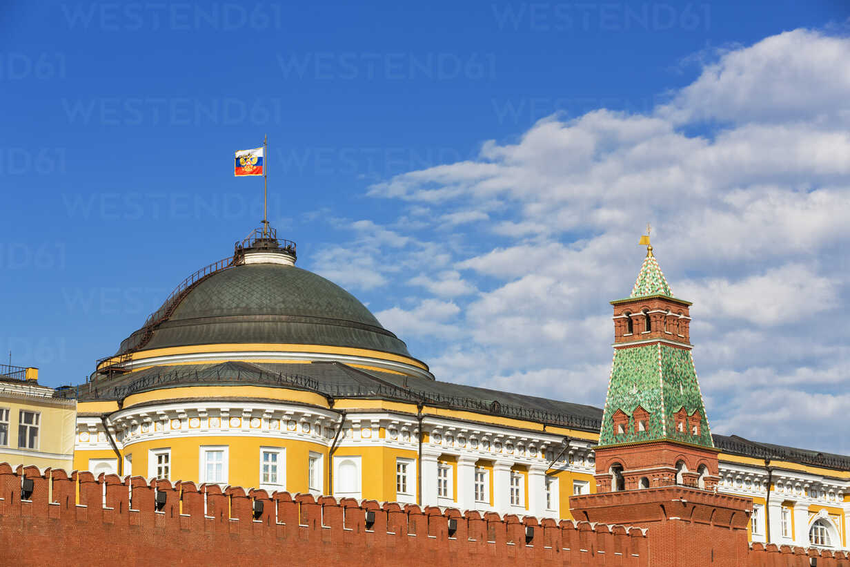 Russia Moscow Red Square With Senate Palace And Tower And Kremlin Wall Fof Fotofeeling Westend61