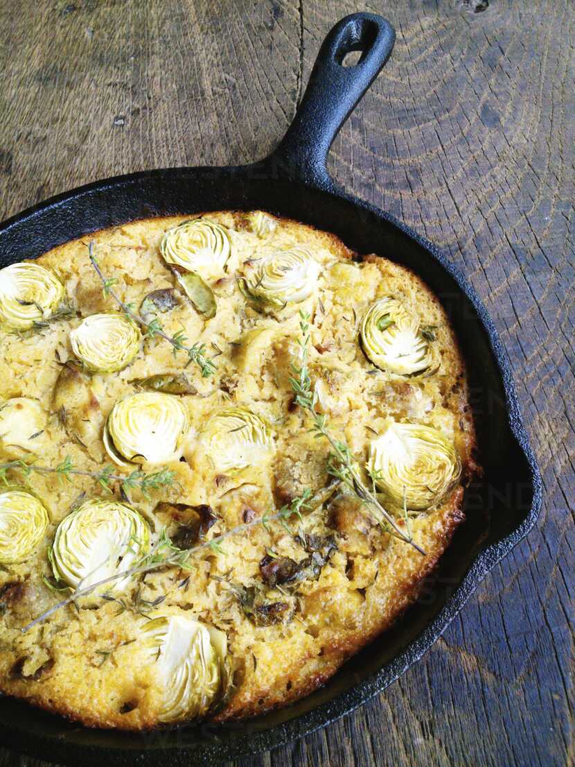 Brussels Sprout Frittata With Brussels Sprouts Leek And Chickpea Flour In A Cast Iron Skillet Hawf000529