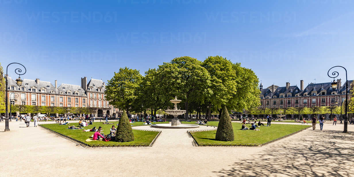 France Paris Place Des Vosges In Spriing Wd Werner Dieterich Westend61