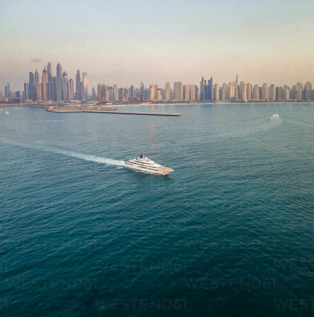 Aerial View Of A Yacht In The Bay Of Dubai U A E ef Amazing Aerial Westend61