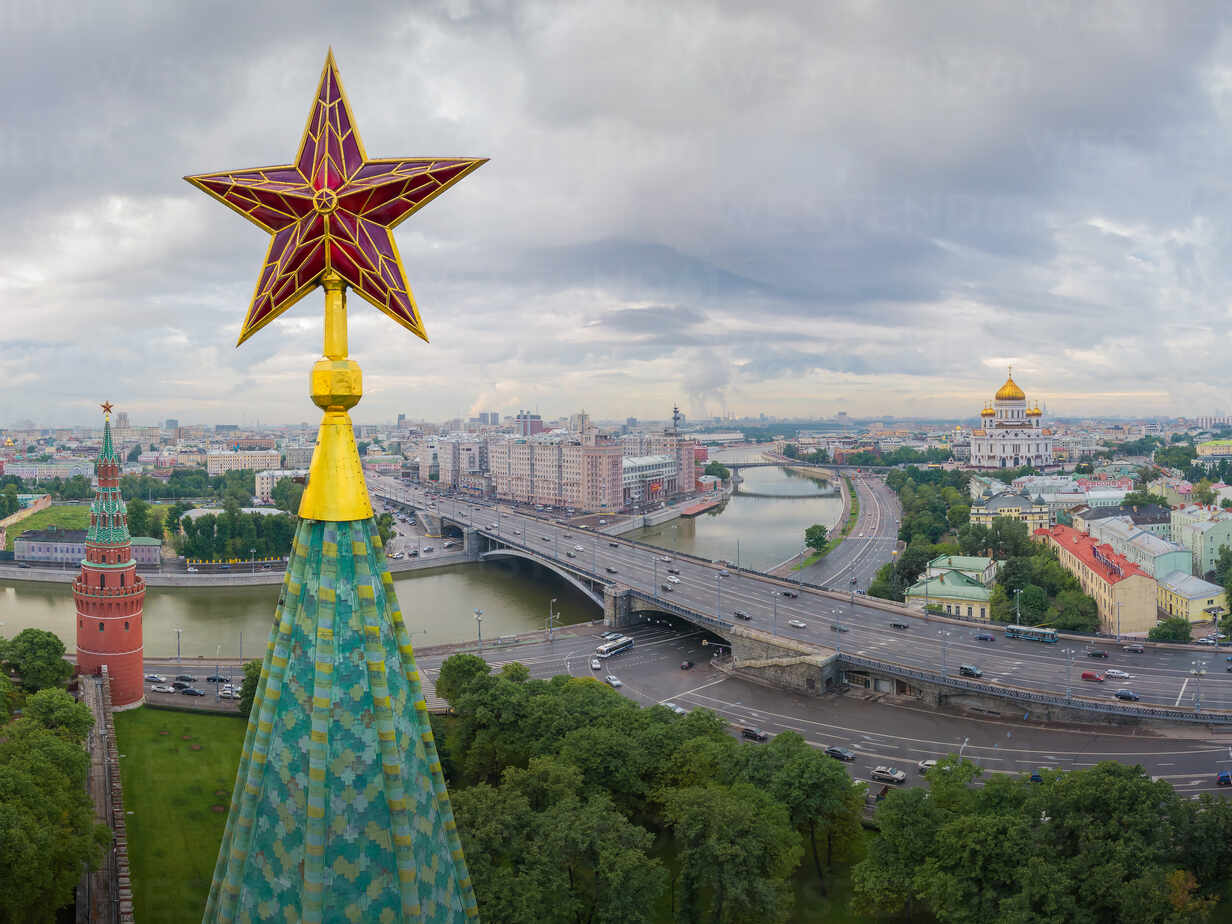 Aerial View Of The Star Above The Moscow Kremlin Russia ef Amazing Aerial Westend61