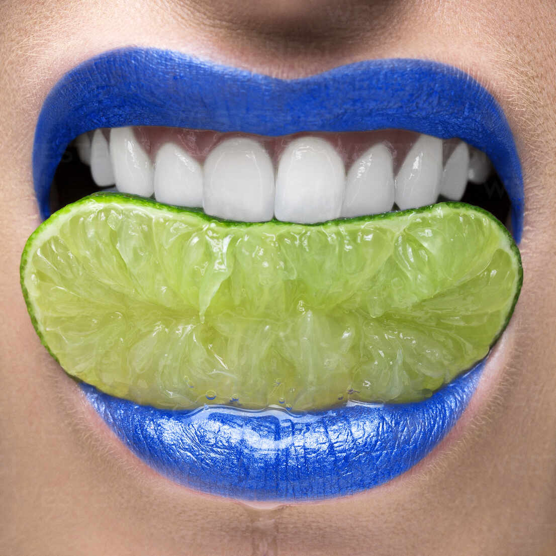 Blue Lips Biting On Lime Slice Isf23365 Steve Kraitt Westend61 1024 x 768 jpeg 154 kb. https www westend61 de en imageview isf23365 blue lips biting on lime slice
