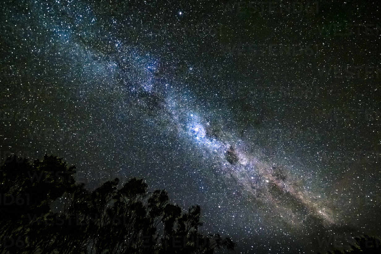 New Zealand Milky Way Galaxy On Starry Night Sky Stsf Stefan Schurr Westend61