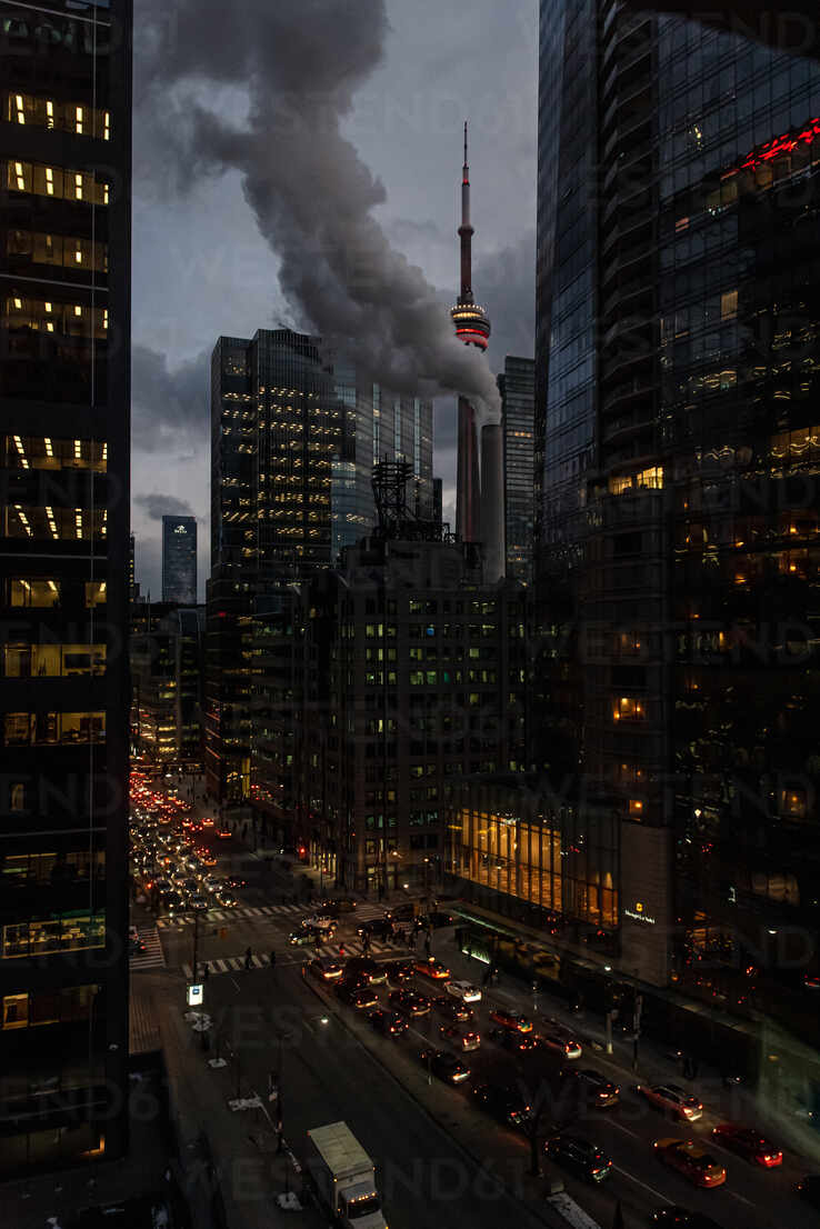 Cn Tower Buildings And Streets In Downtown Toronto Canada At Night Stockphoto