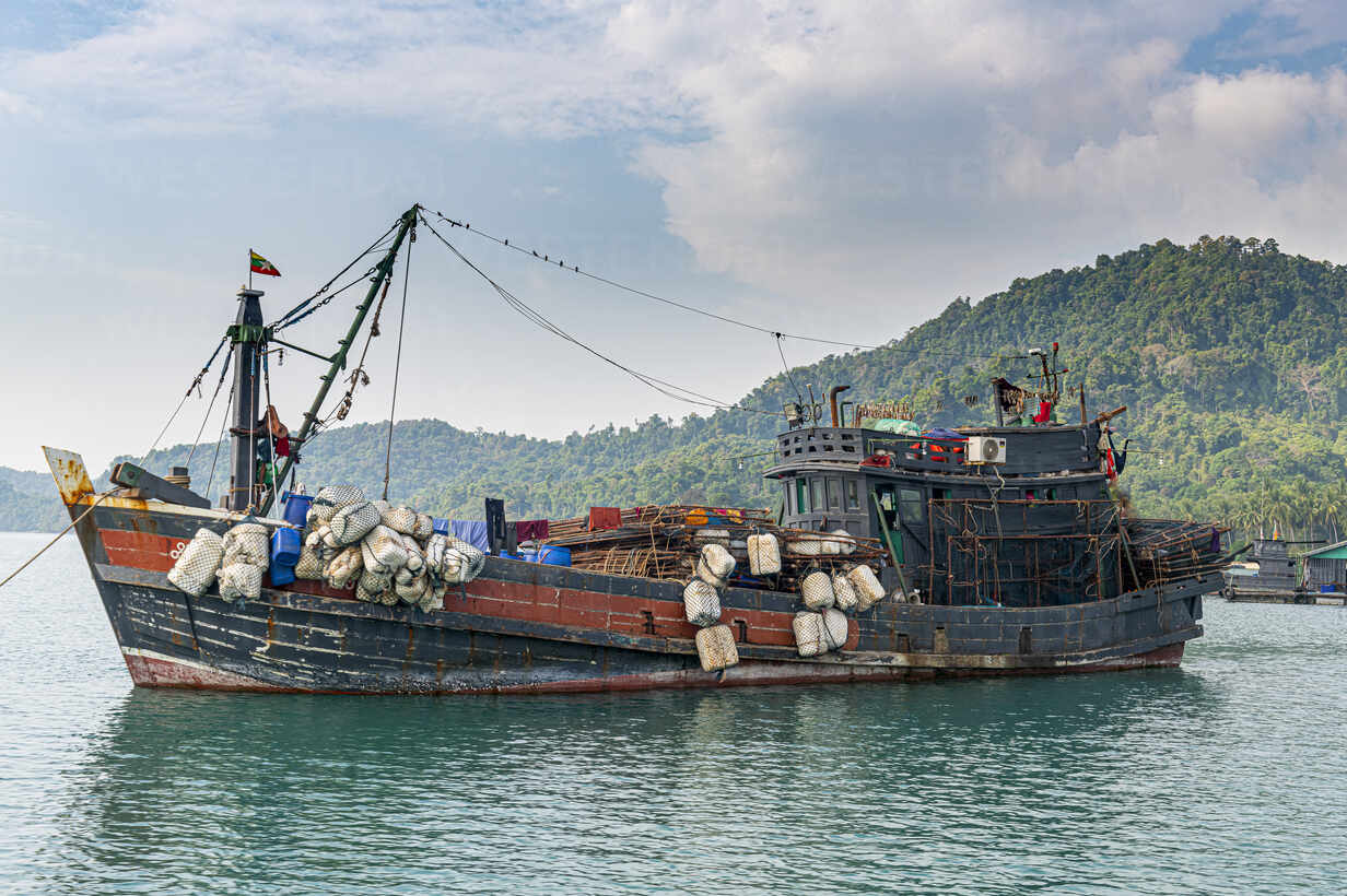 Myanmar Tanintharyi Region Old Fishing Boat Moored In Mergui Archipelago Runf041 Michael Runkel Westend61